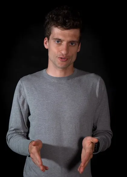 Maciek Bodnar podczas nagrania